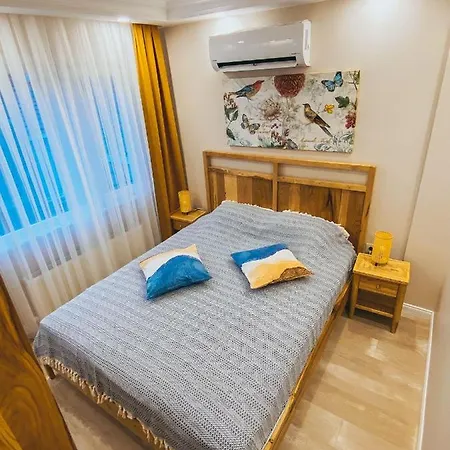 Appartamento Central, Spacious With Balcony & Elevator Flat In Besiktas *